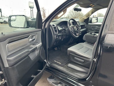 2020 RAM 1500 Big Horn Crew Cab 4x4 5'7" Box