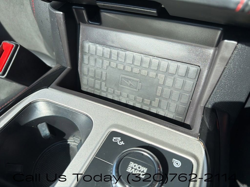 2024 Ford Explorer ST-Line
