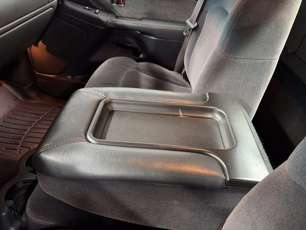 2002 Chevrolet Silverado 1500 LS
