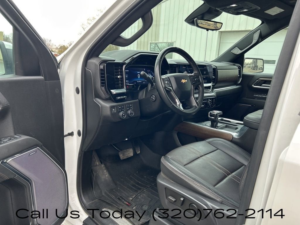 2023 Chevrolet Silverado 1500 High Country