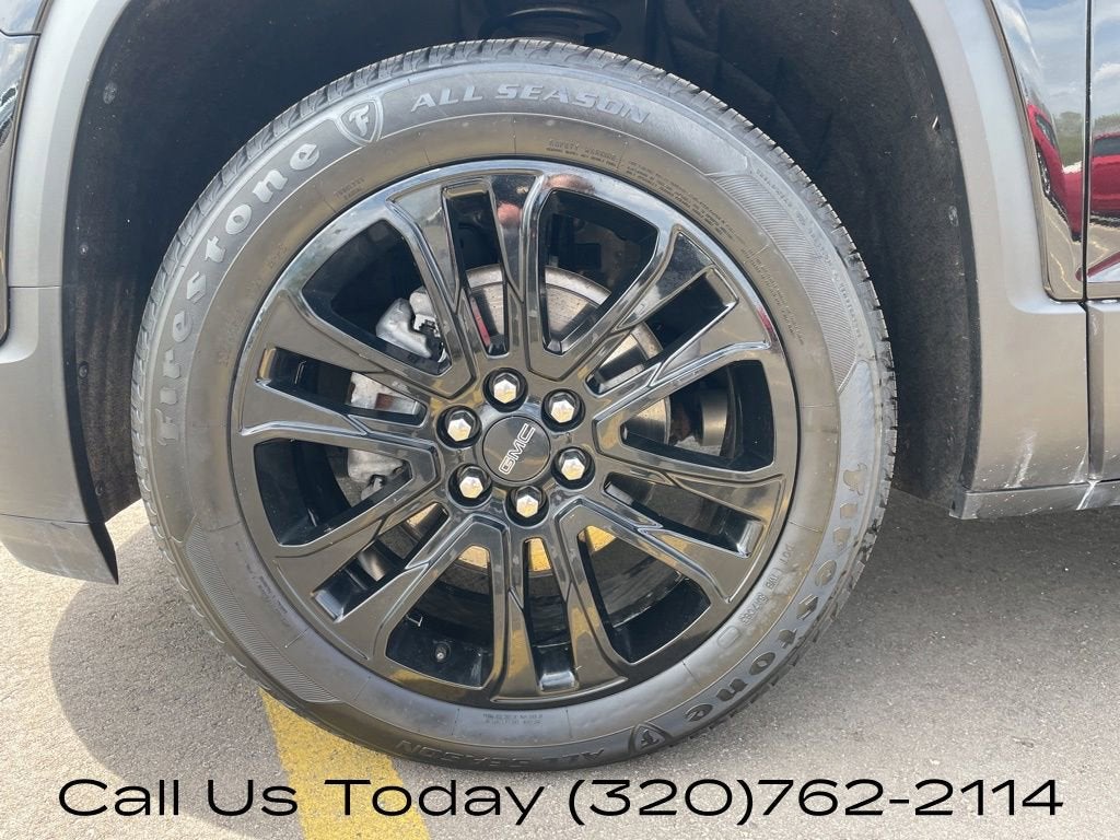 2022 GMC Acadia SLT