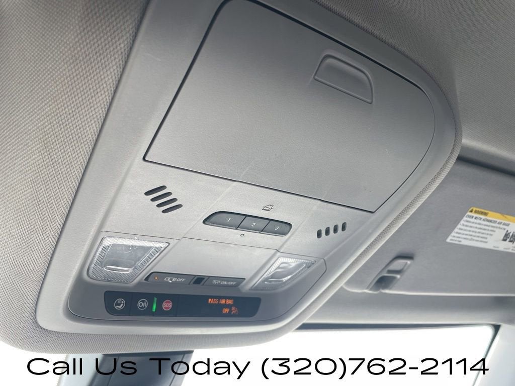 2022 GMC Acadia SLT