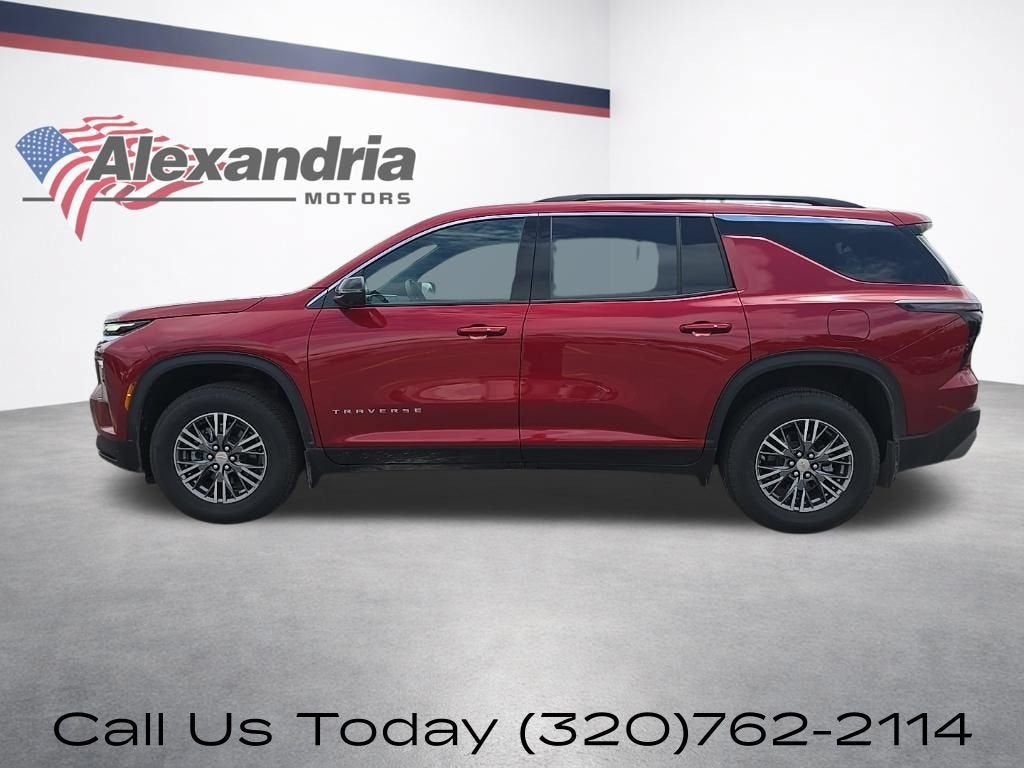 2025 Chevrolet Traverse LT