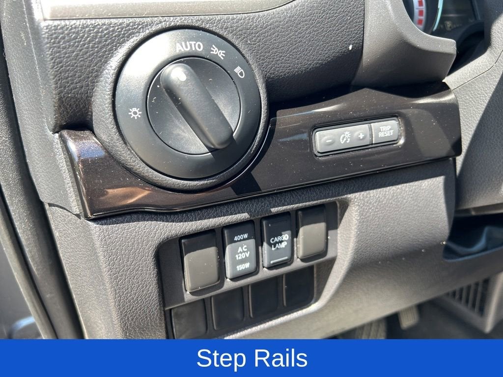 2018 Nissan TITAN XD SV Diesel