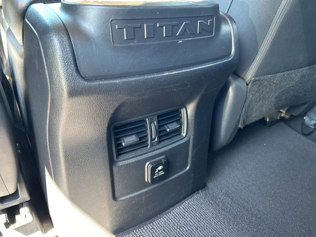 2018 Nissan TITAN XD SV Diesel
