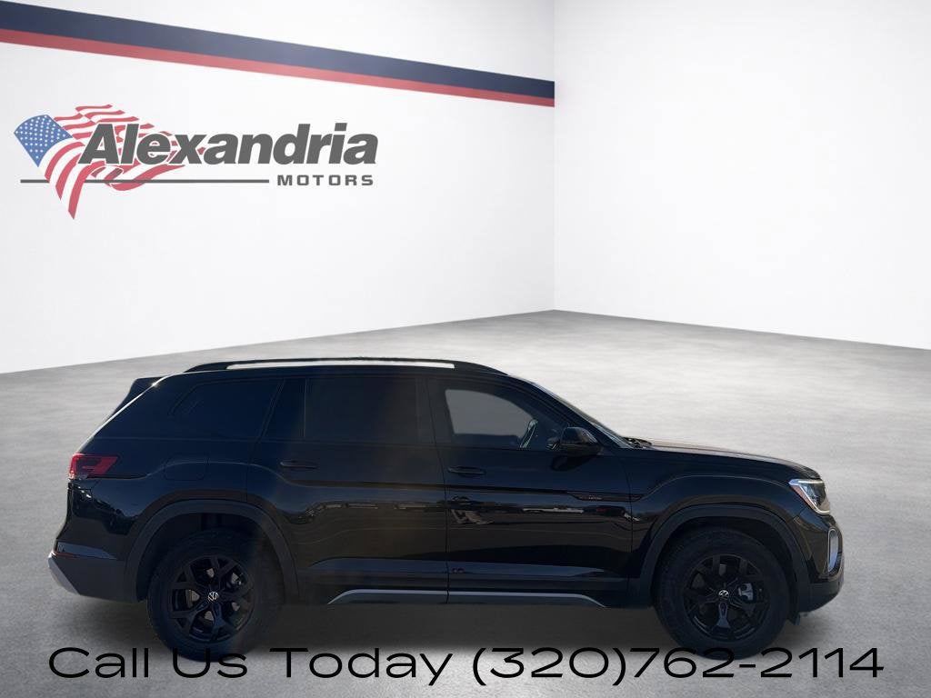 2024 Volkswagen Atlas 2.0T Peak Edition SE w/Technology