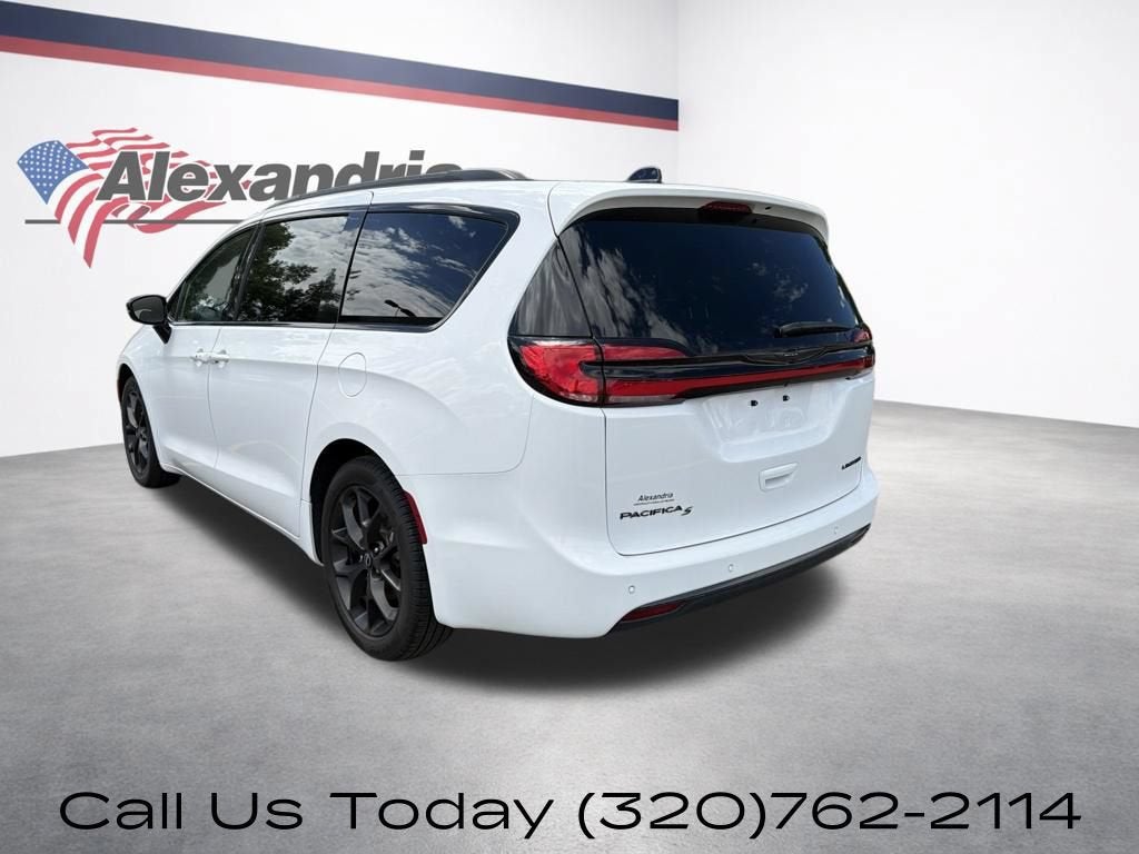 2025 Chrysler Pacifica Limited