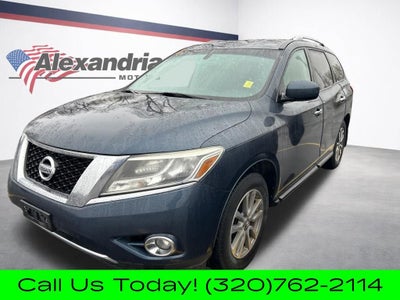 2016 Nissan Pathfinder SV