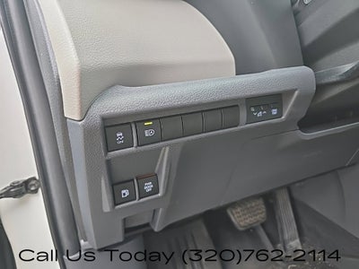 2022 Toyota Sienna LE