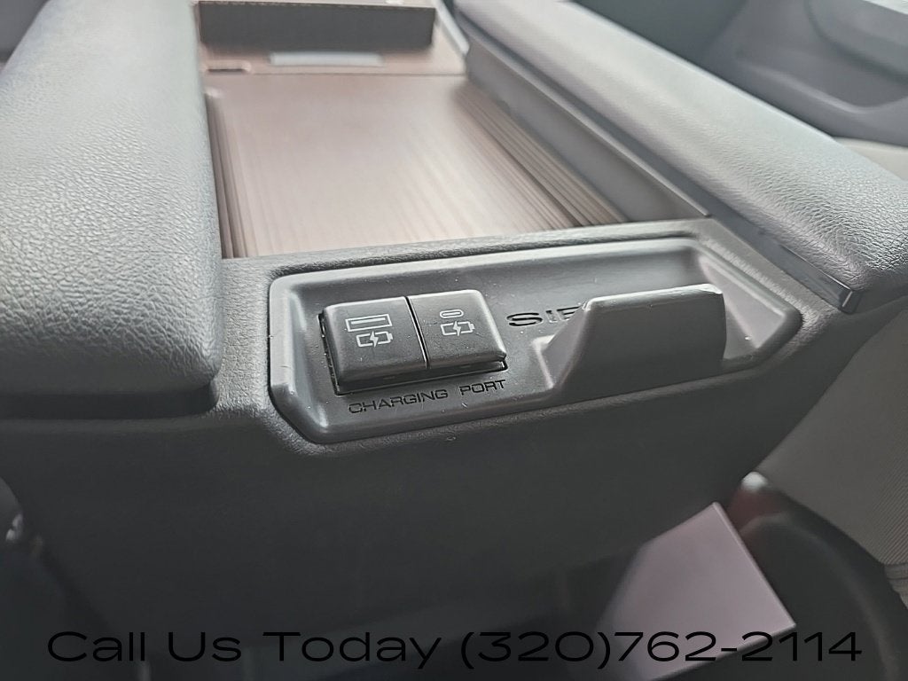 2022 Toyota Sienna LE
